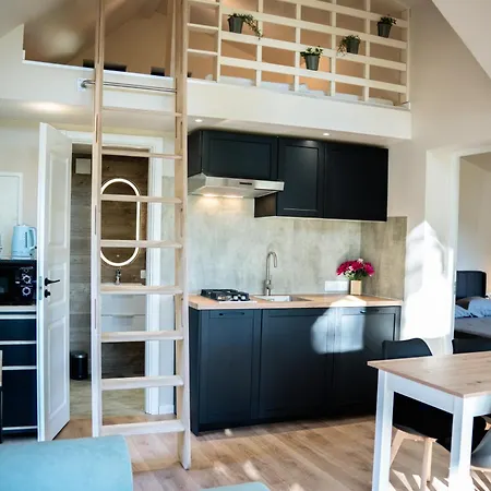 Tiny House Camping *